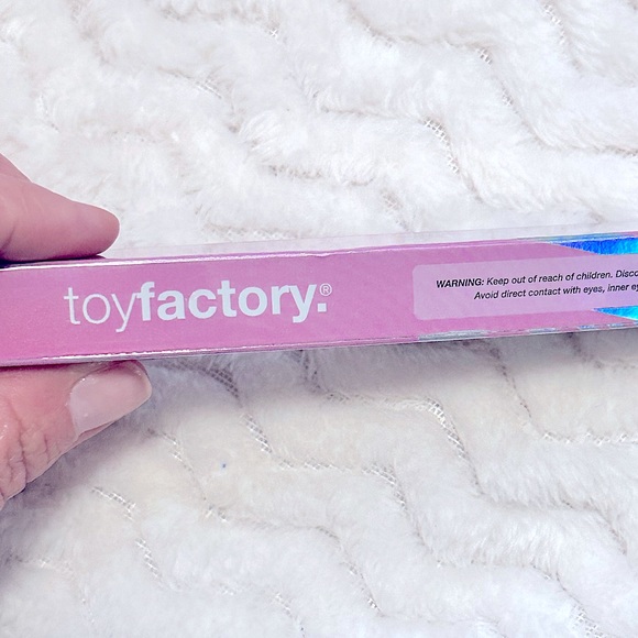 NEW: TOY FACTORY Dollpaint Brown Gel Eyeliner - Picture 5 of 16